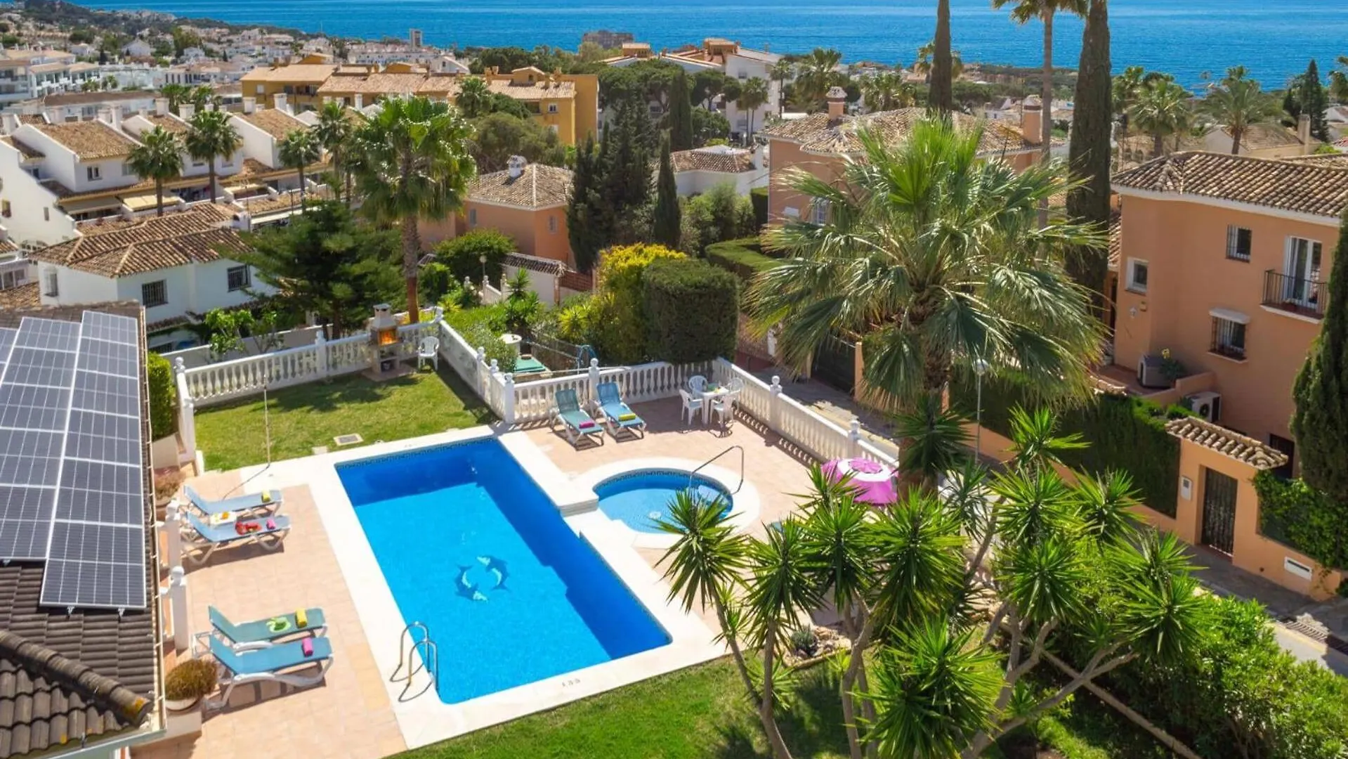 Villa Aran by Villa Plus Sitio de Calahonda İspanya